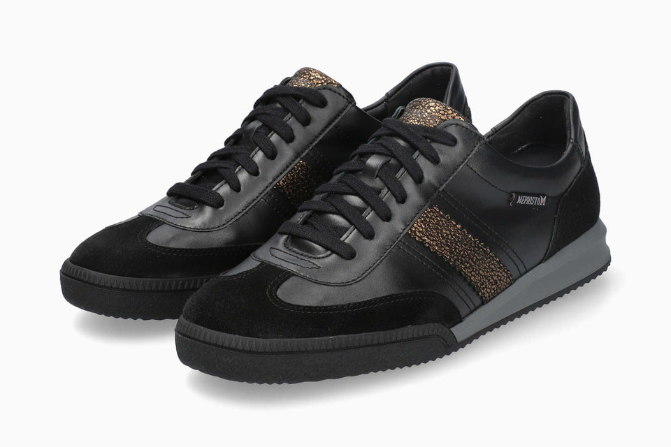 Witney - Black | M8LR