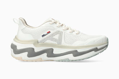Dynamite - White Women Sneaker