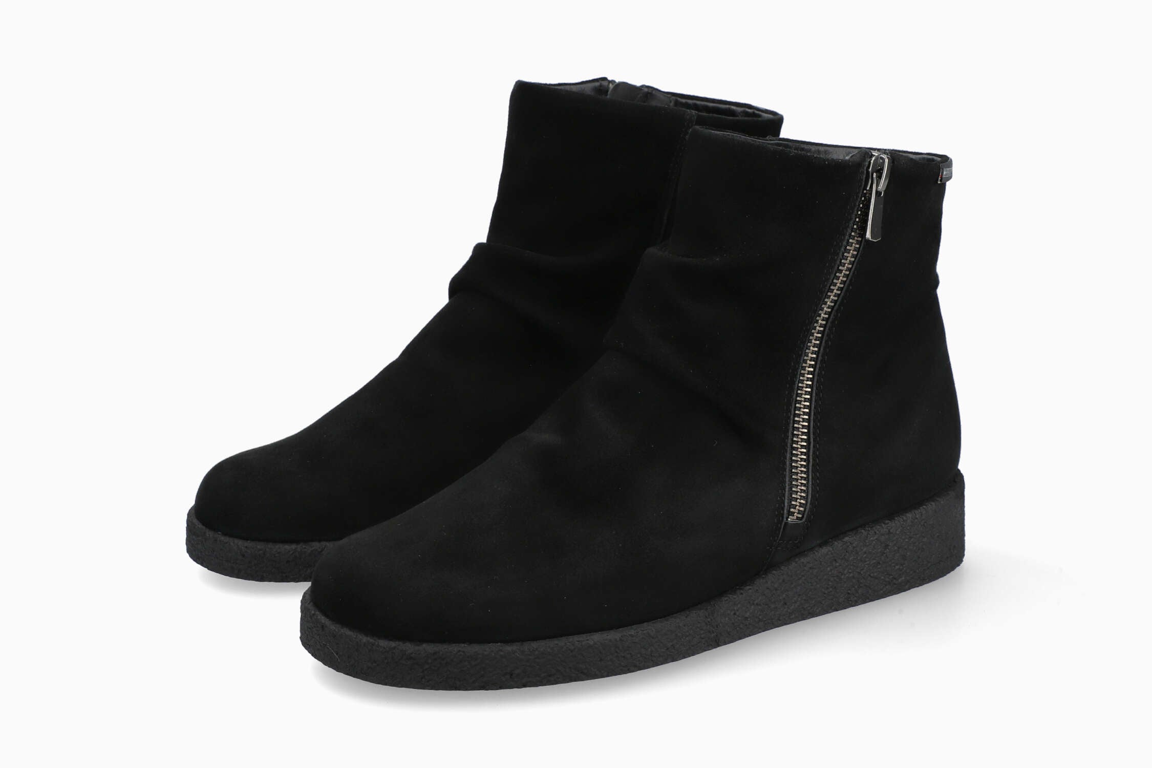 Cassandra - Black | M0AE