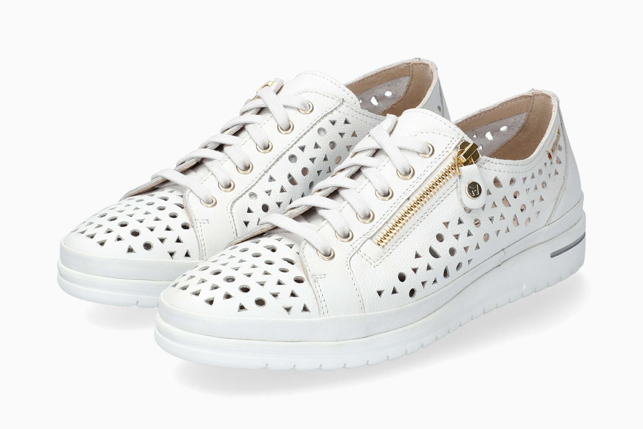 June Perf - White | M2OD