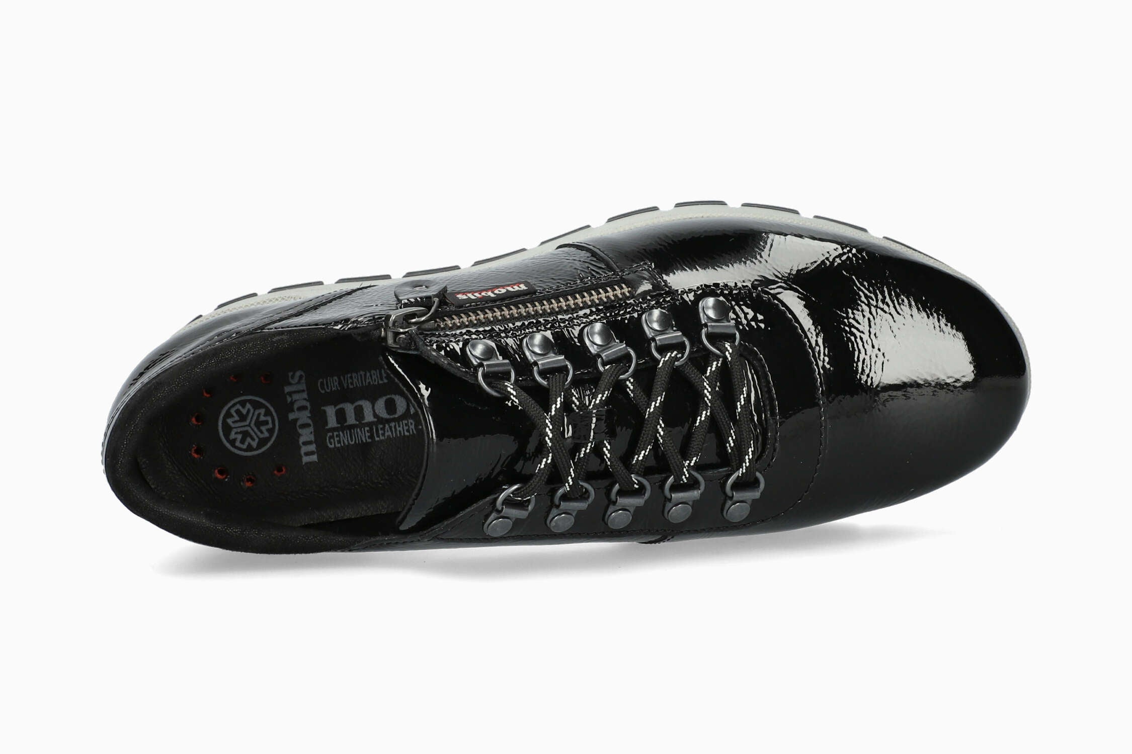 Gwenn - Black | M6AS