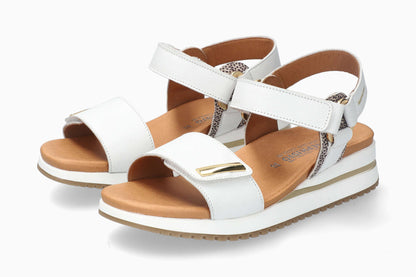 Jeanie - White | M6LM