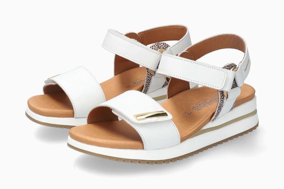 Jeanie - White | M6LM
