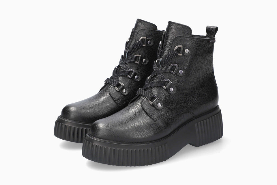 Barisa - Black | M5XU