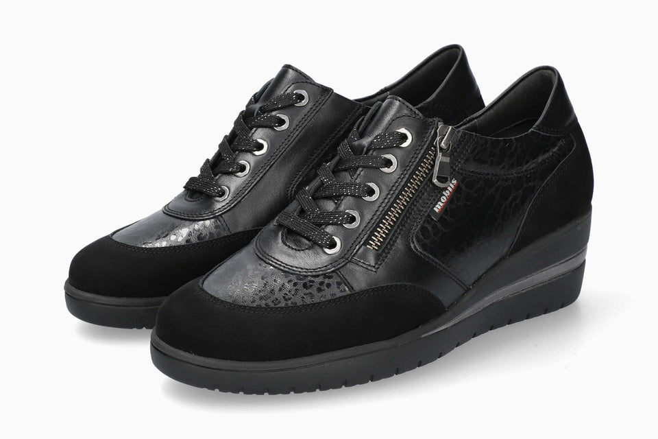 Patrizia - Black | M6SV