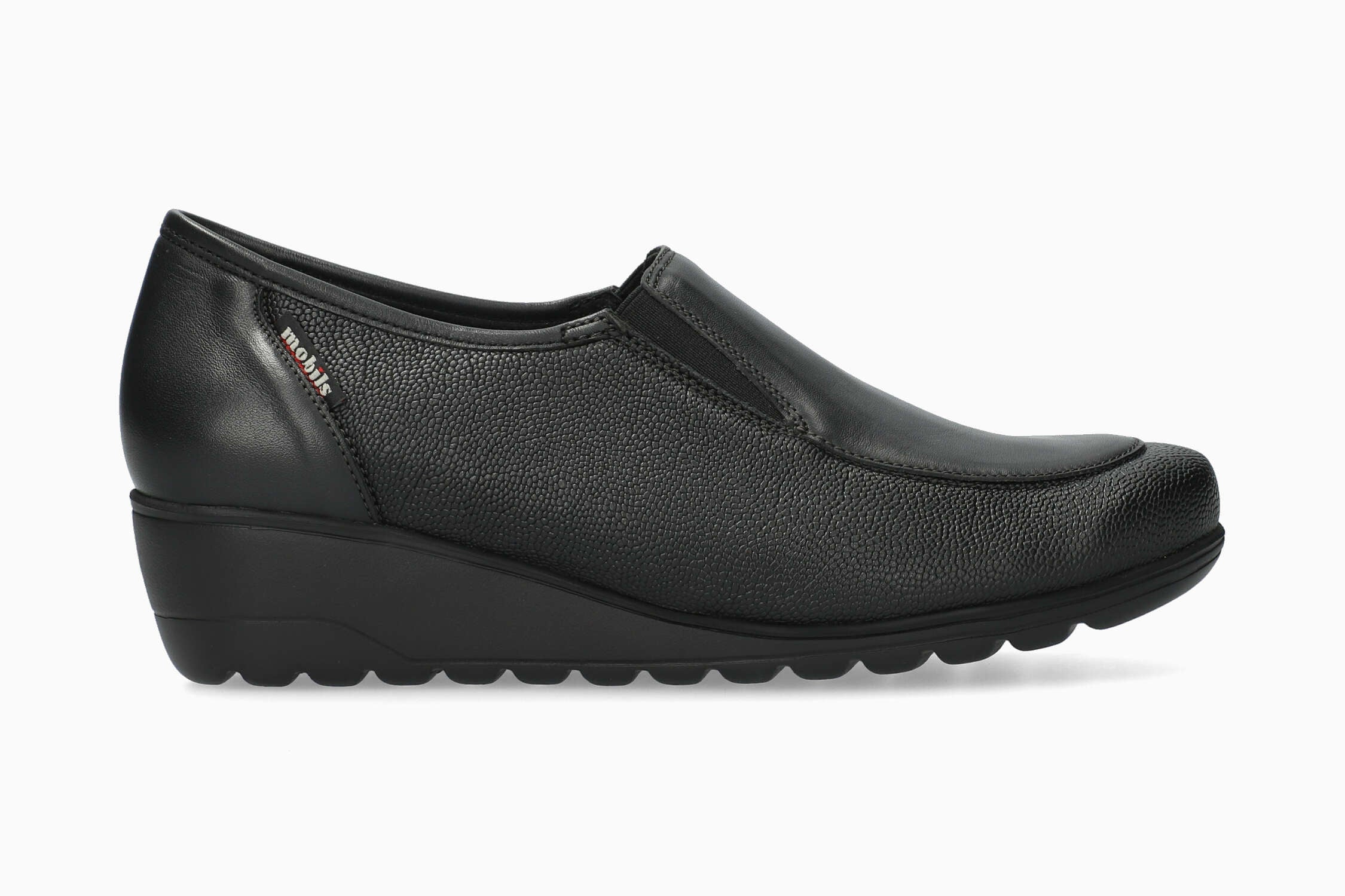 Bertina - Black | M6XT