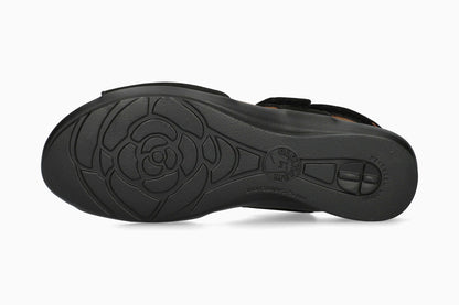 Prissie - Black | MEI5