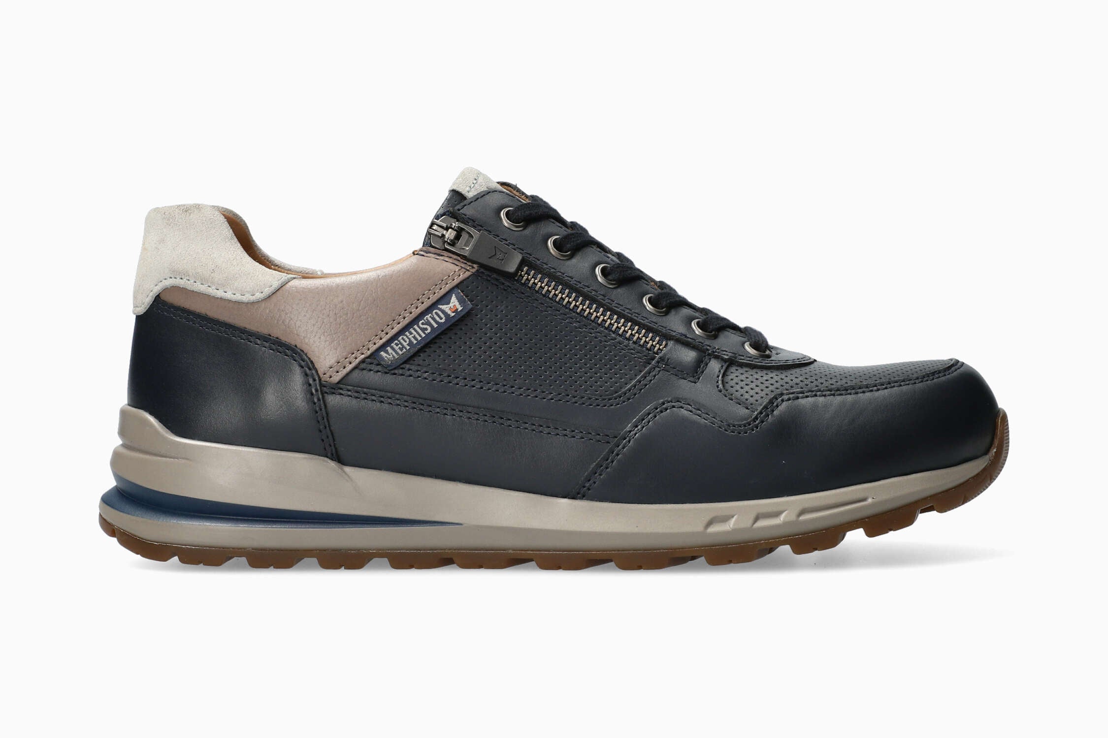 Bradley - Navy | M7IV