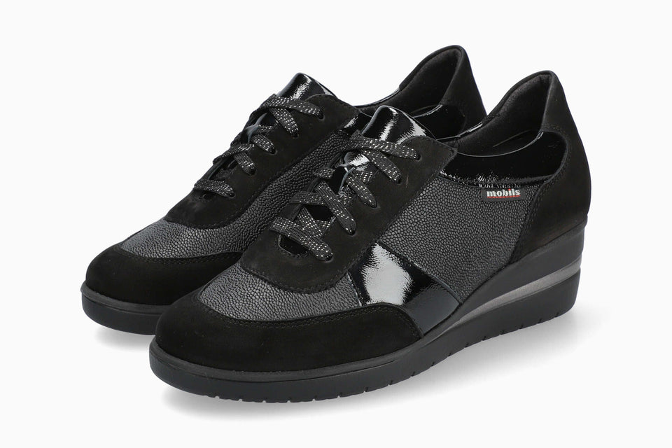 Paige - Black | M7QE