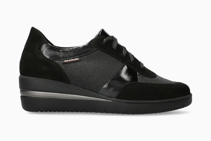 Paige - Black | M7QE