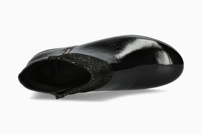 Ilinca - Black | M7NJ