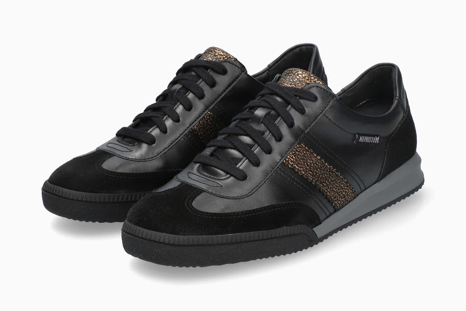 Witney - Black | M8LR