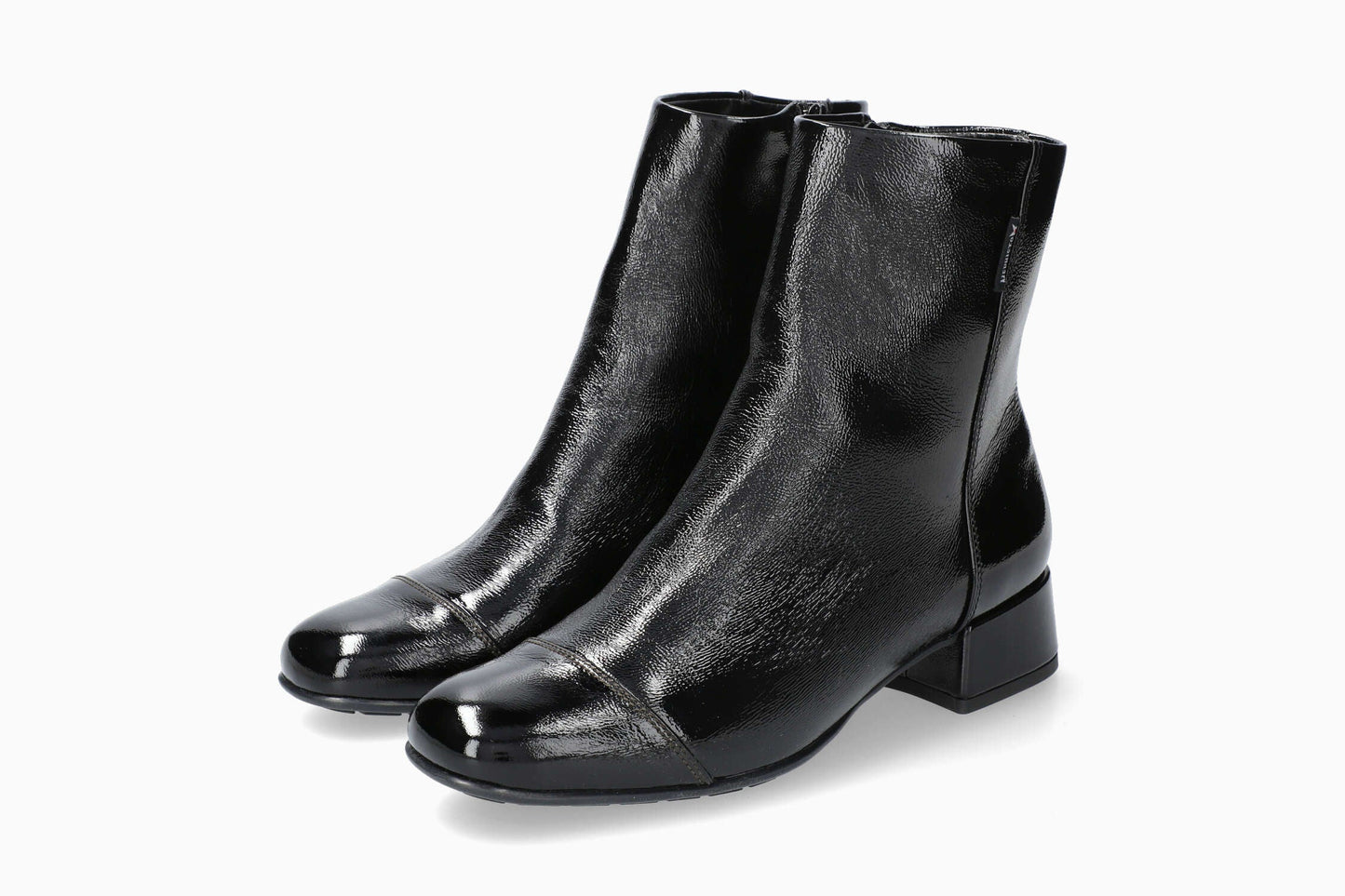 Jiliane - Black | M6QV