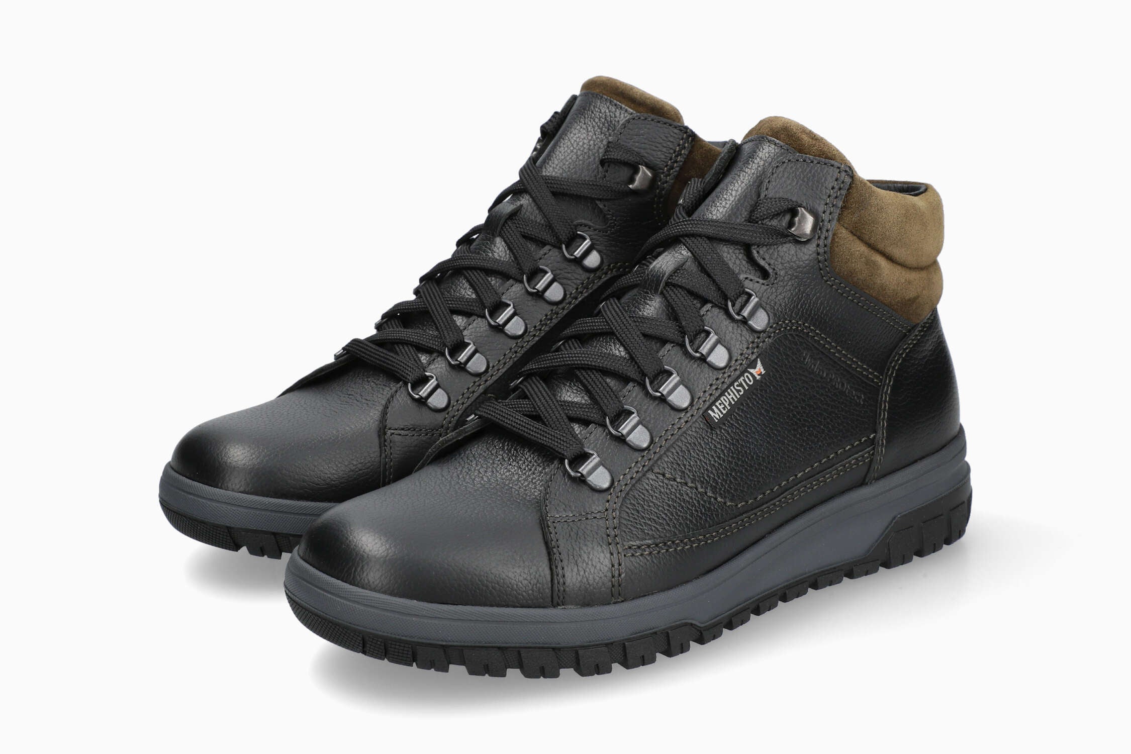 Pitt - Black | M8MN