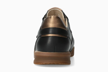 Wanessa - Black Women Sneaker