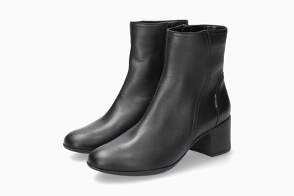 Zabou - Black Women Ankle Boots With Heel