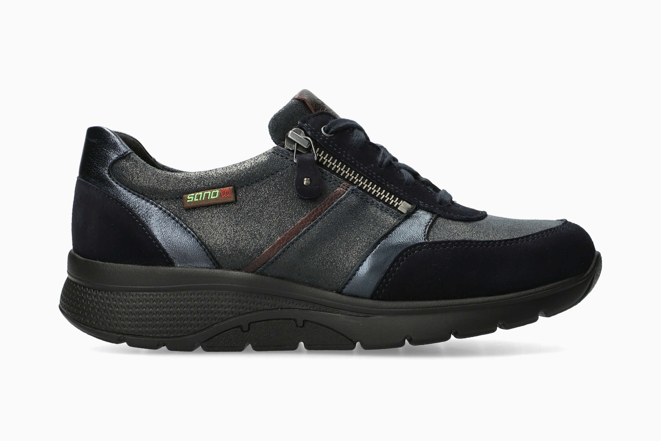 Izae - Navy Women Walking