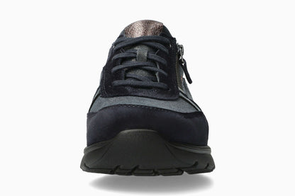 Izae - Navy Women Walking