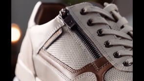 Bradley - Offwhite | M4PY