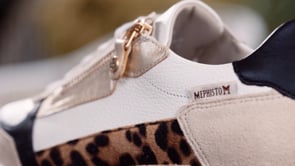 Tiziana - Black | M8OP